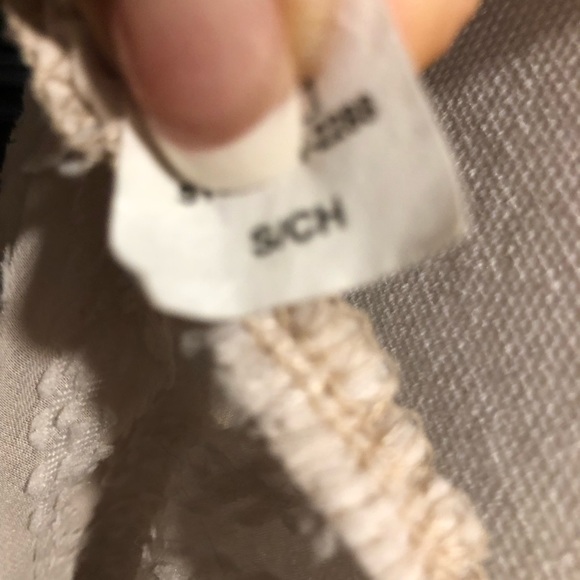 Semi Sheer on or off shoulder top. Size small - Picture 7 of 7